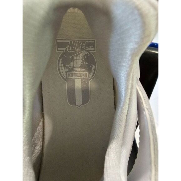 Nike Air Huarache White/Pure Platinum DH4439-102 Women's Size 6 Men's Size 4.5 - Picture 14 of 16